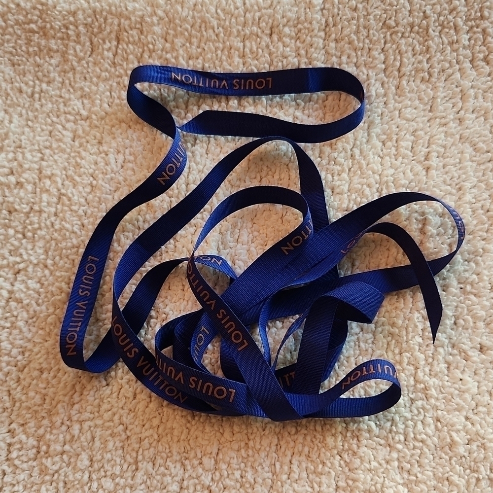 Louis Vuitton gift ribbon 82 inches (over 2 yards)
